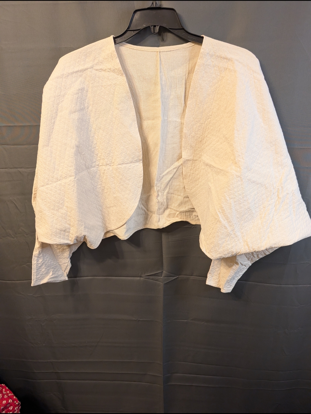 Vintage Quilted Kimono Jacket Whole Cloth Cropped Batwing Cardigan Cream OS